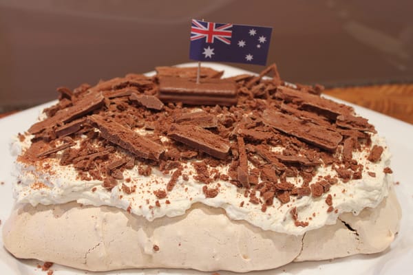 Tim Tam Pavlova